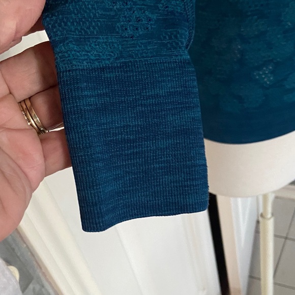 lululemon athletica Swiftly Breathe Vented Camo Tech Long-sleeve Crew Small NEW - Picture 11 of 14